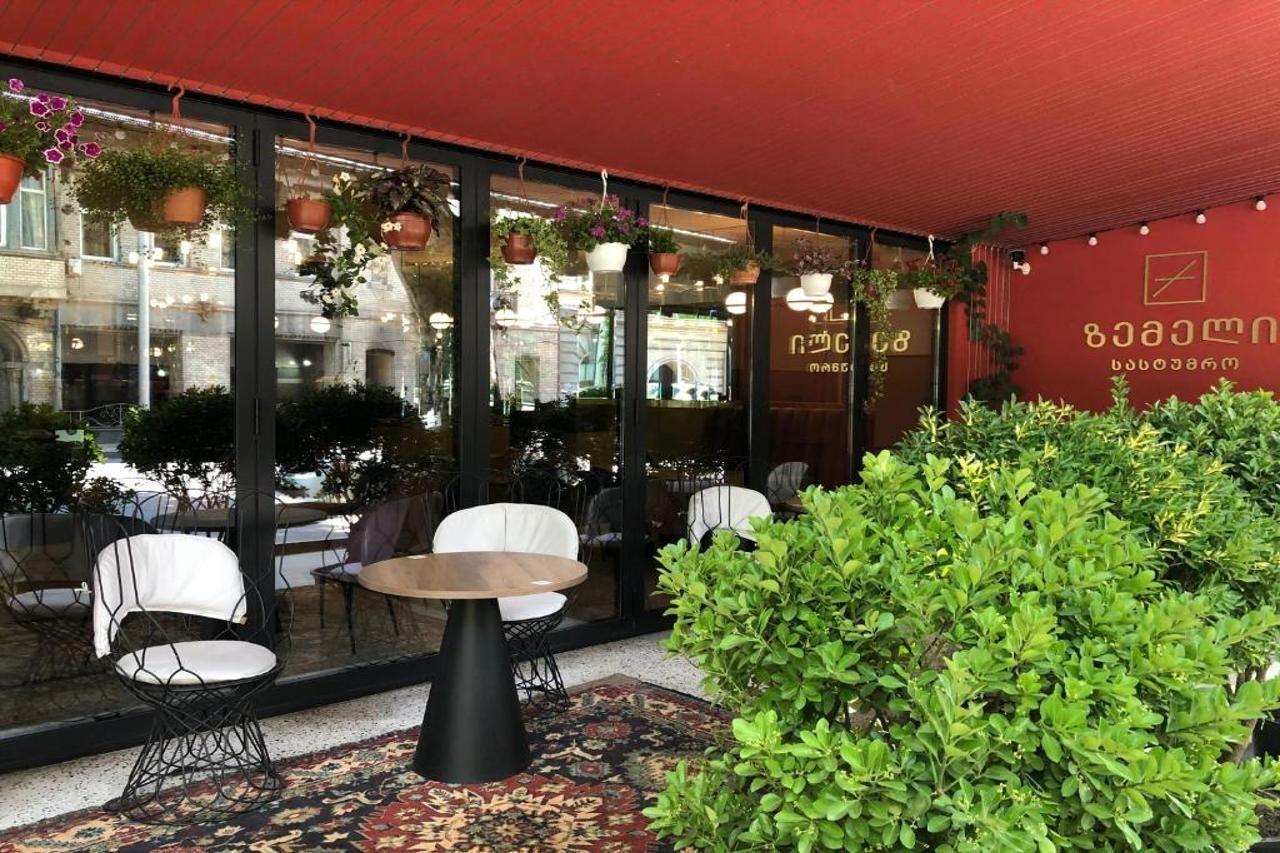 Hotel Zemeli by HMG Tbilisi Buitenkant foto